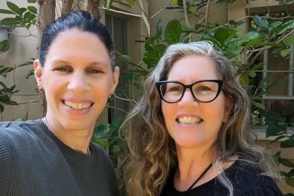 רוית רבינא מתאחרת בפודקאסט "חינוך גמיש" של שרון רמון